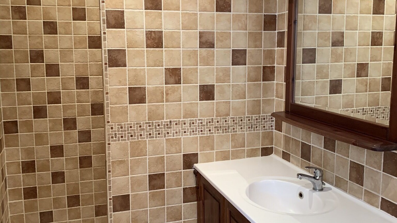 Photo of Bathroom in Beaulieu