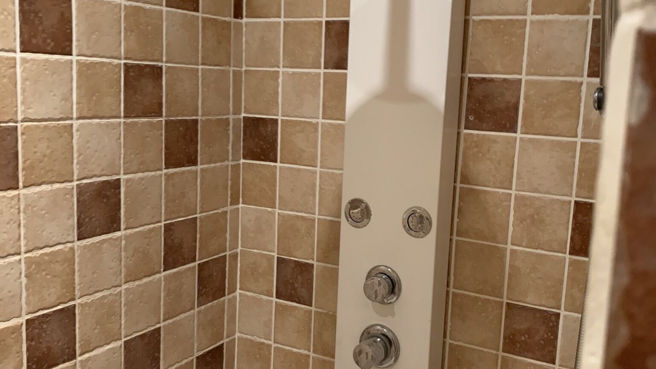 Photo of Bathroom in Beaulieu