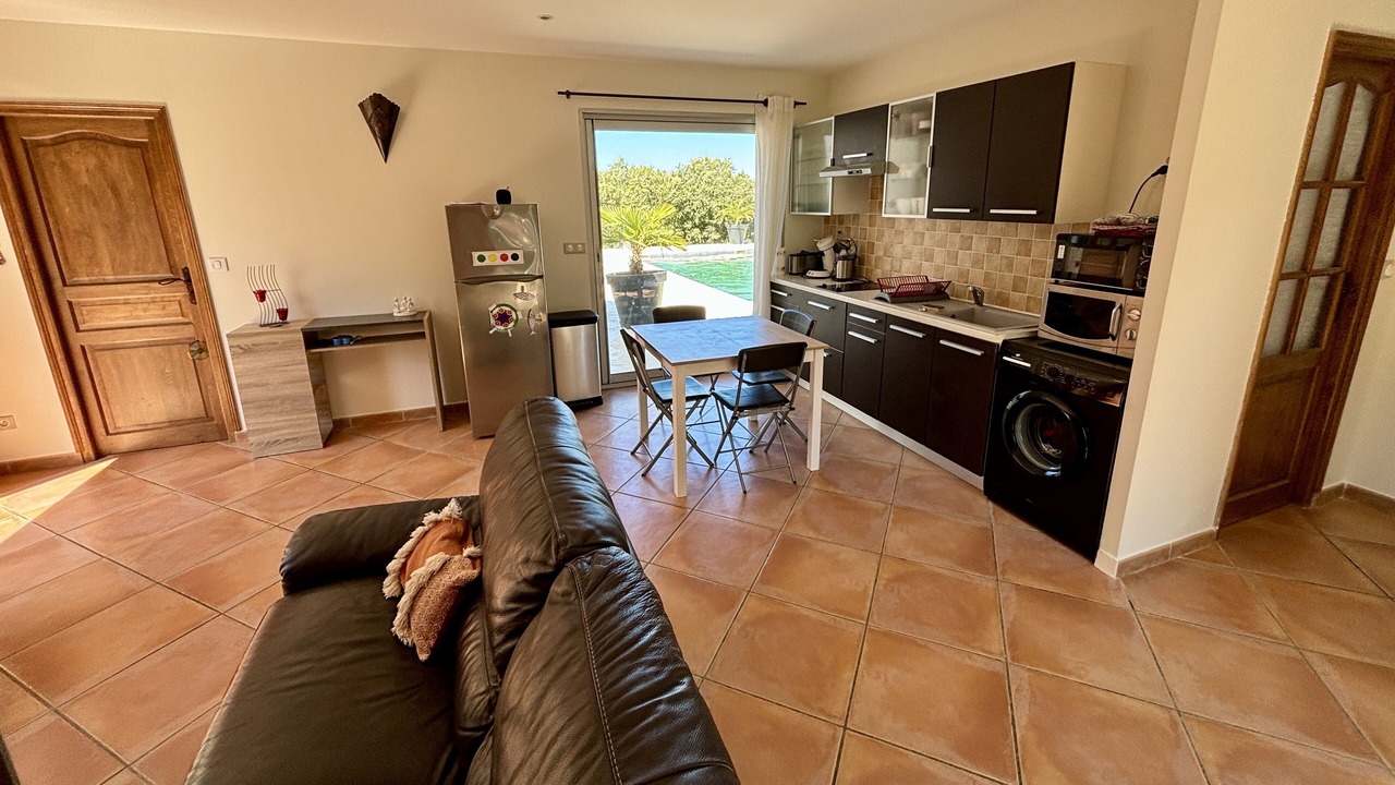 Photo of Others in Beaulieu