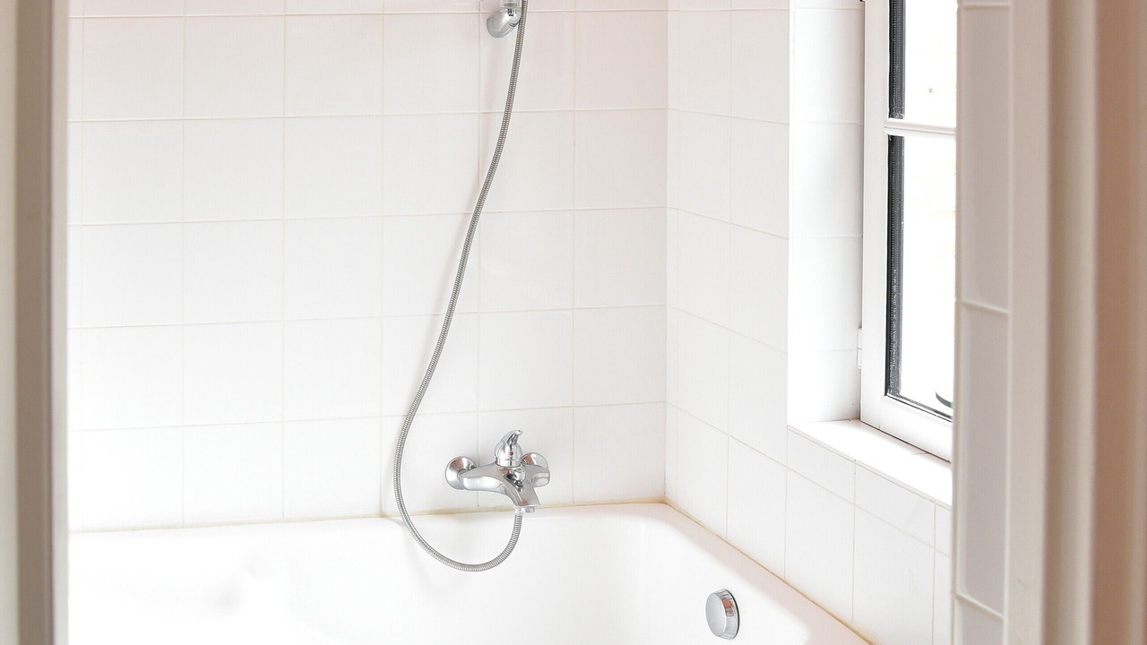 Photo of Bathroom in Gonneville-sur-Mer