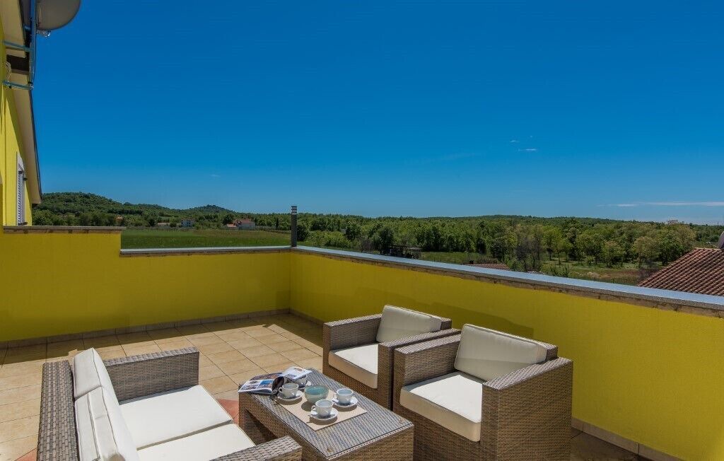 Photo of Patio Balcony in Musalez