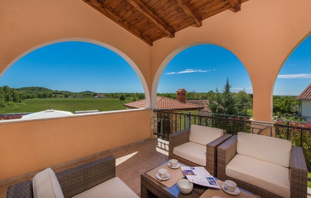 Photo of Outdoor in Musalez
