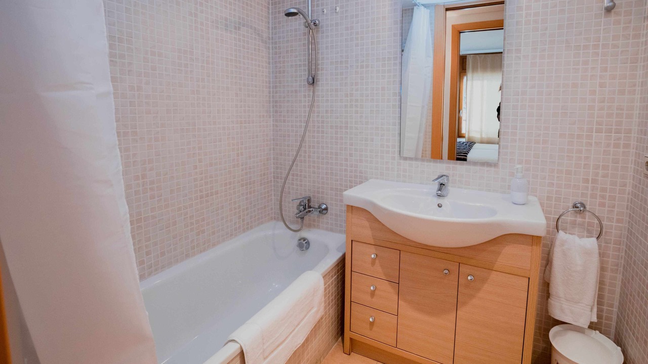 Photo of Bathroom in El Tarter