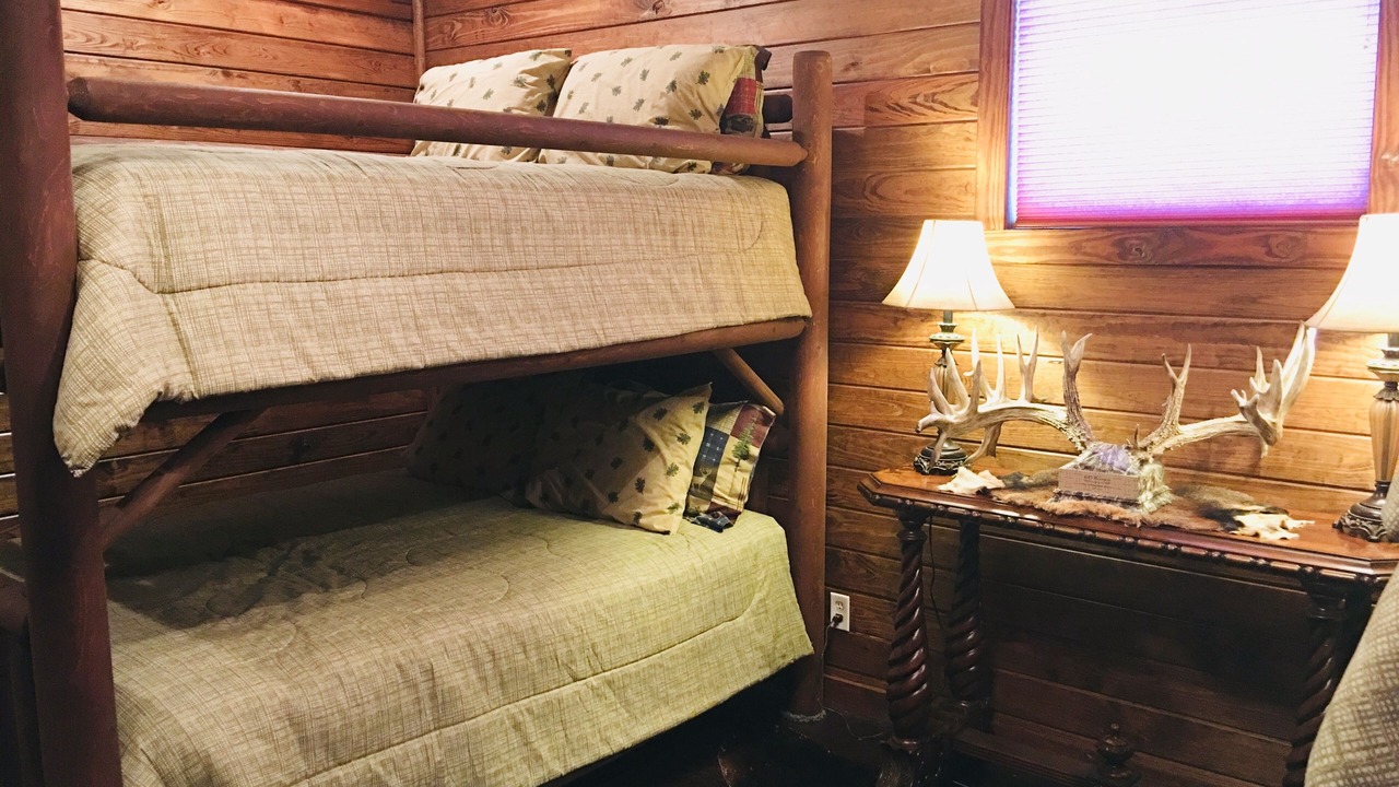 Photo of Bedroom in Crenshaw County