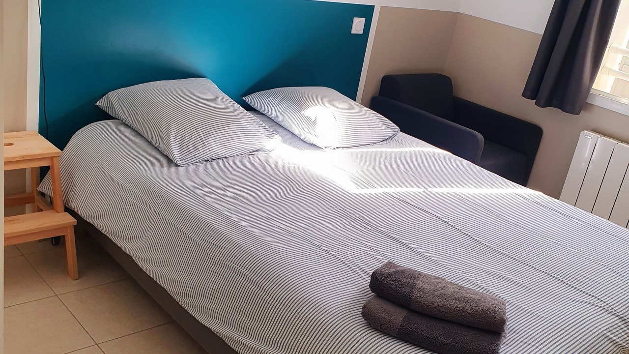 Photo of Bedroom in Brem Sur Mer