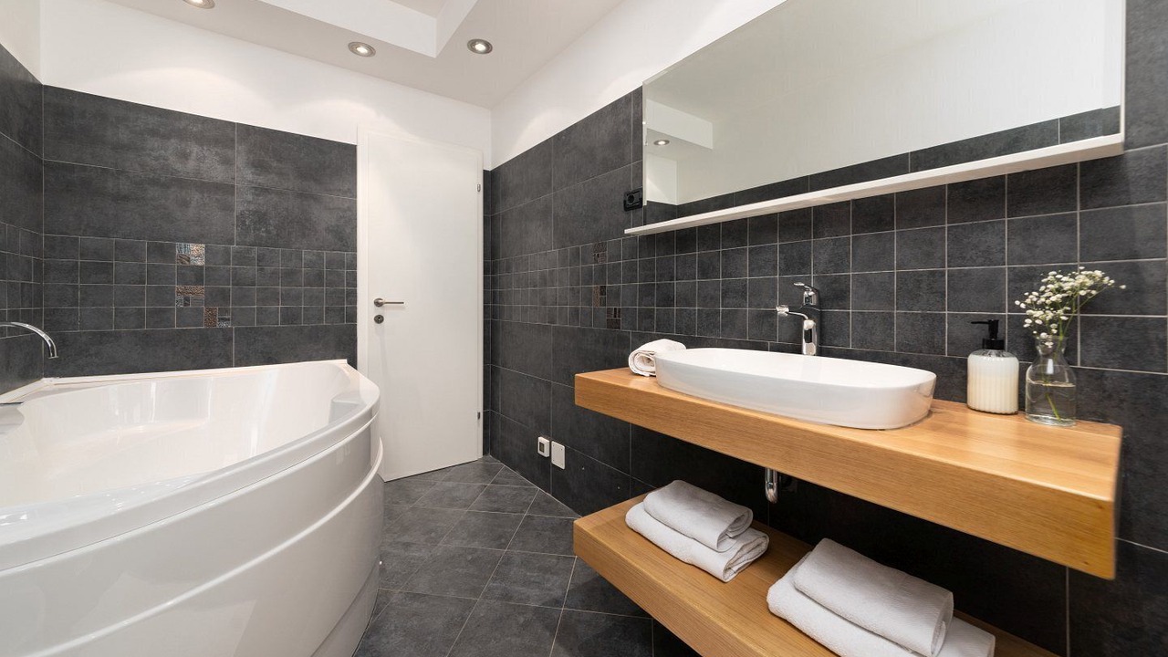 Photo of Bathroom in City Center