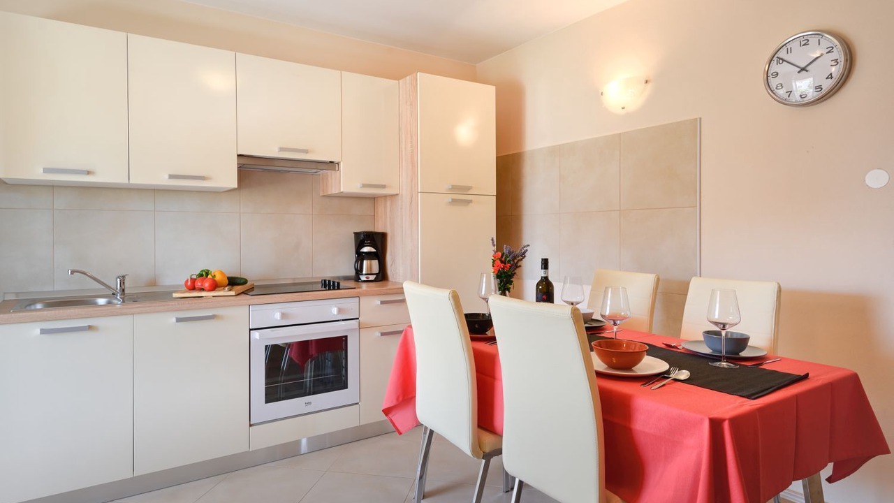 Photo of Kitchen in Mali Maj