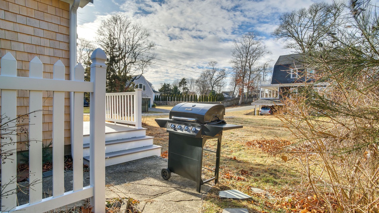 Photo of Outdoor in Monument Beach
