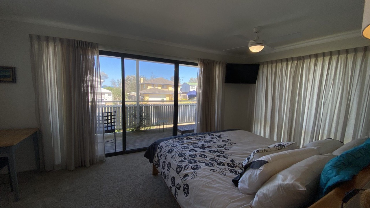 Photo of Bedroom in Long Beach