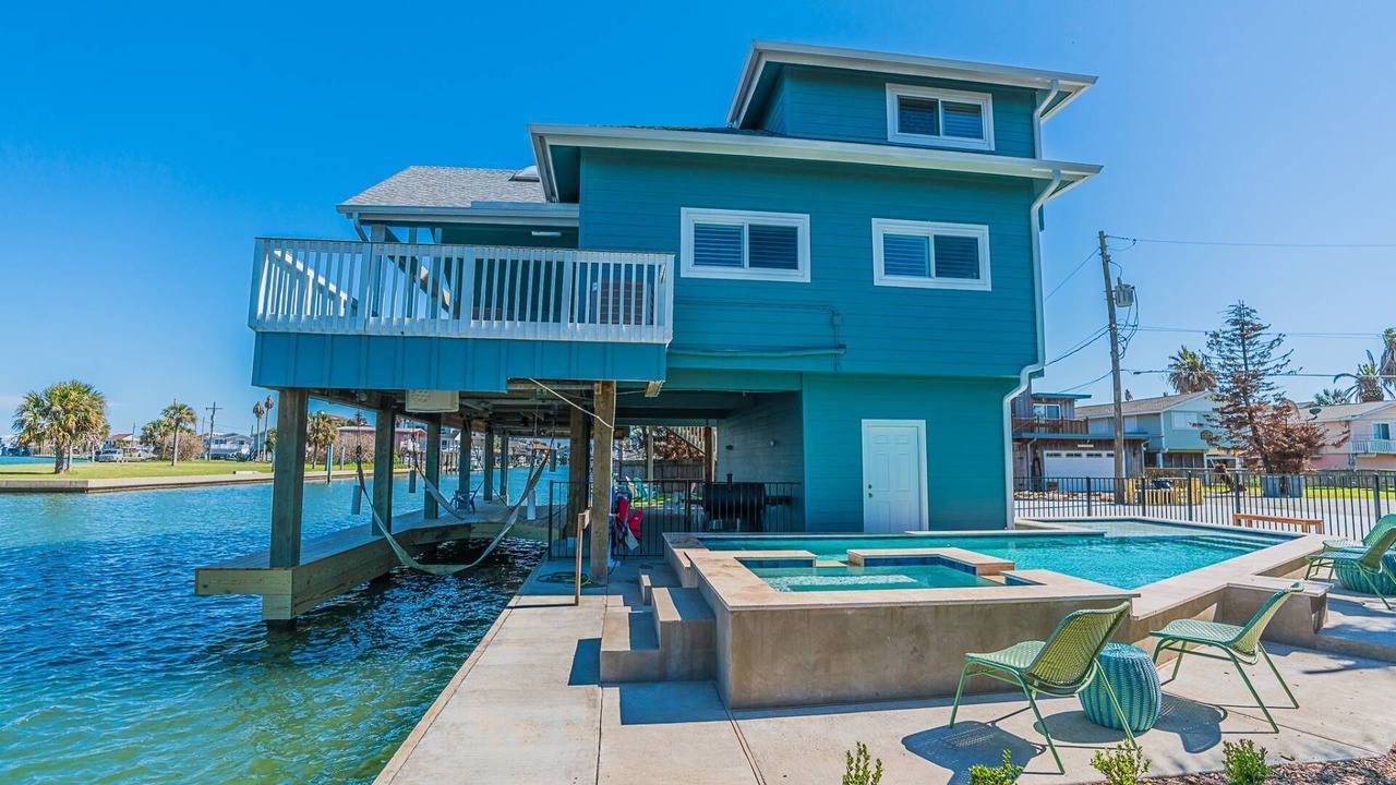 Photo of Outdoor in Jamaica Beach