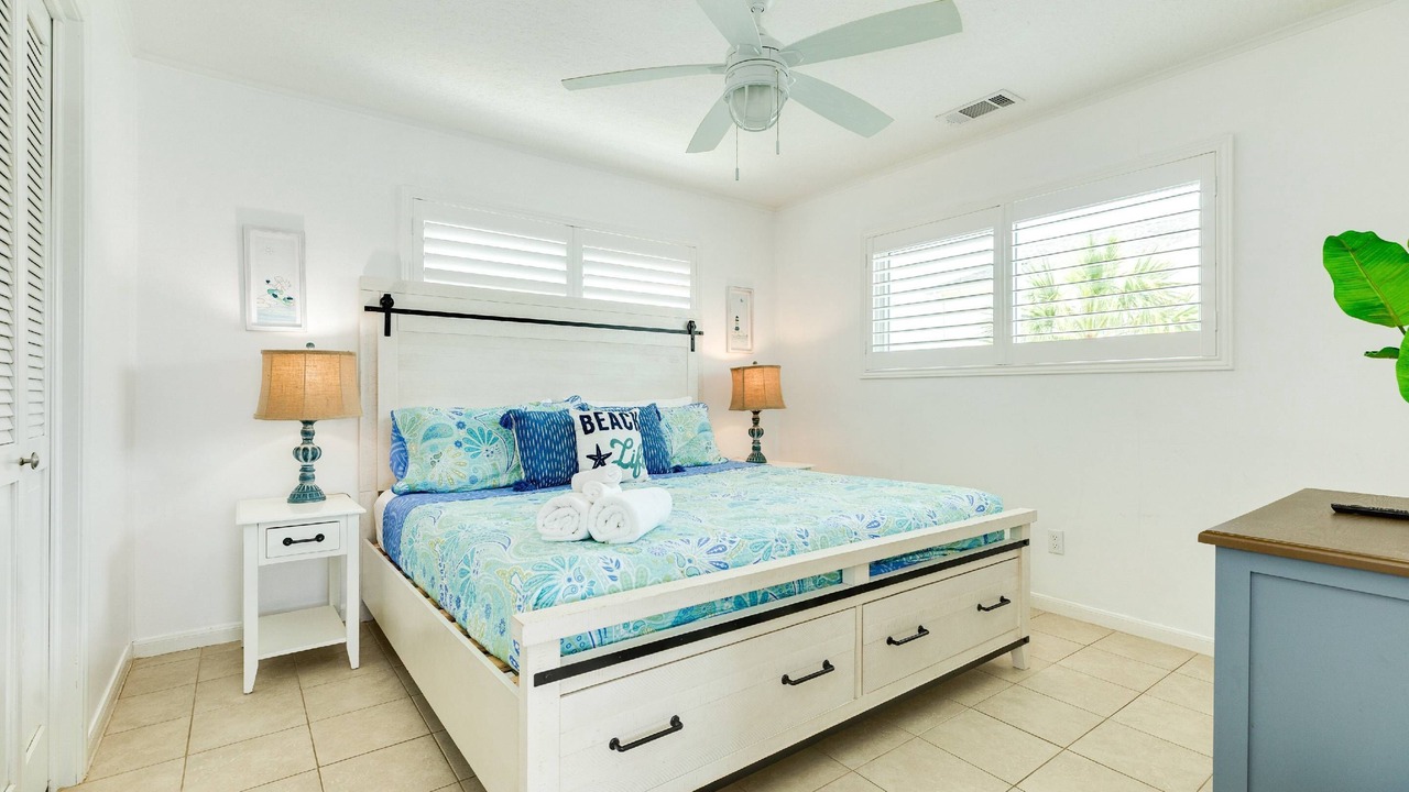 Photo of Bedroom in Jamaica Beach