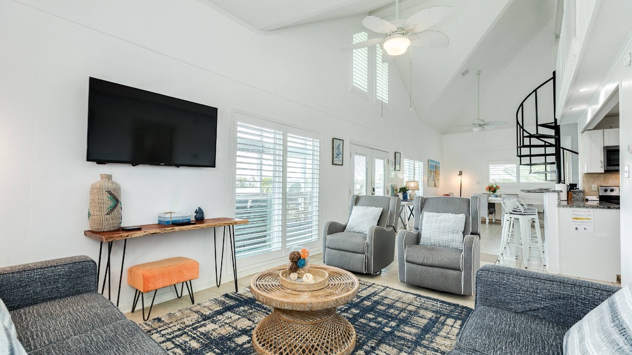Photo of Livingroom in Jamaica Beach