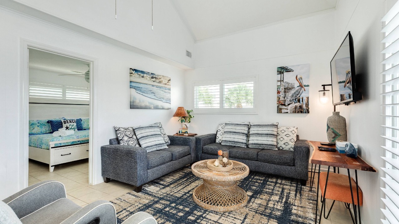 Photo of Livingroom in Jamaica Beach