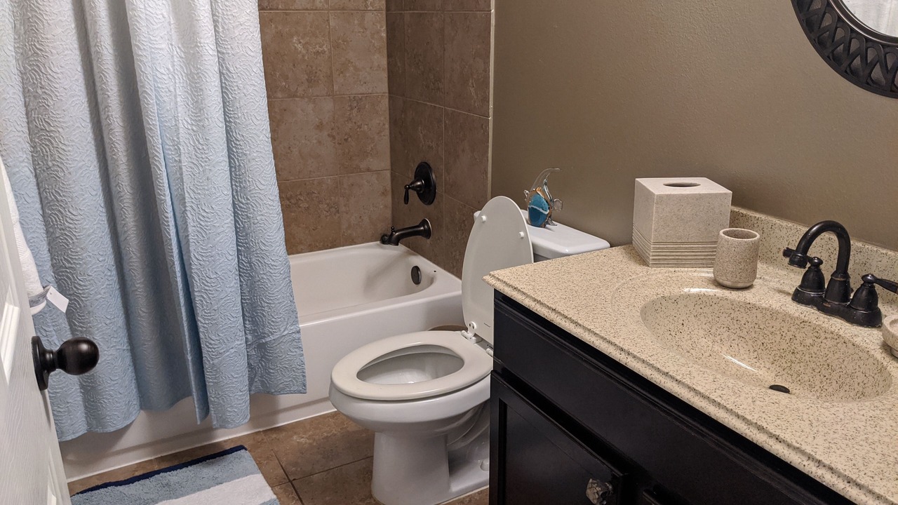 Photo of Bathroom in El Lago