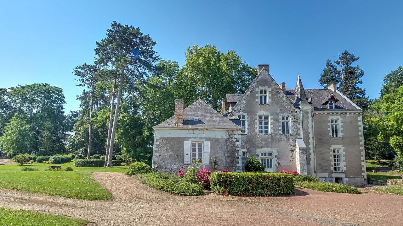 Photo of Outdoor in Montreuil-Juigne