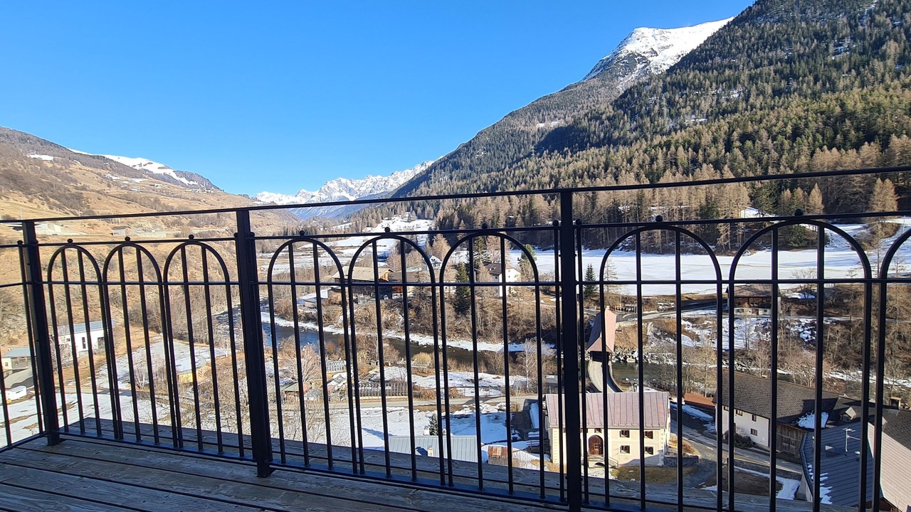 Photo of Outdoor in Lavin