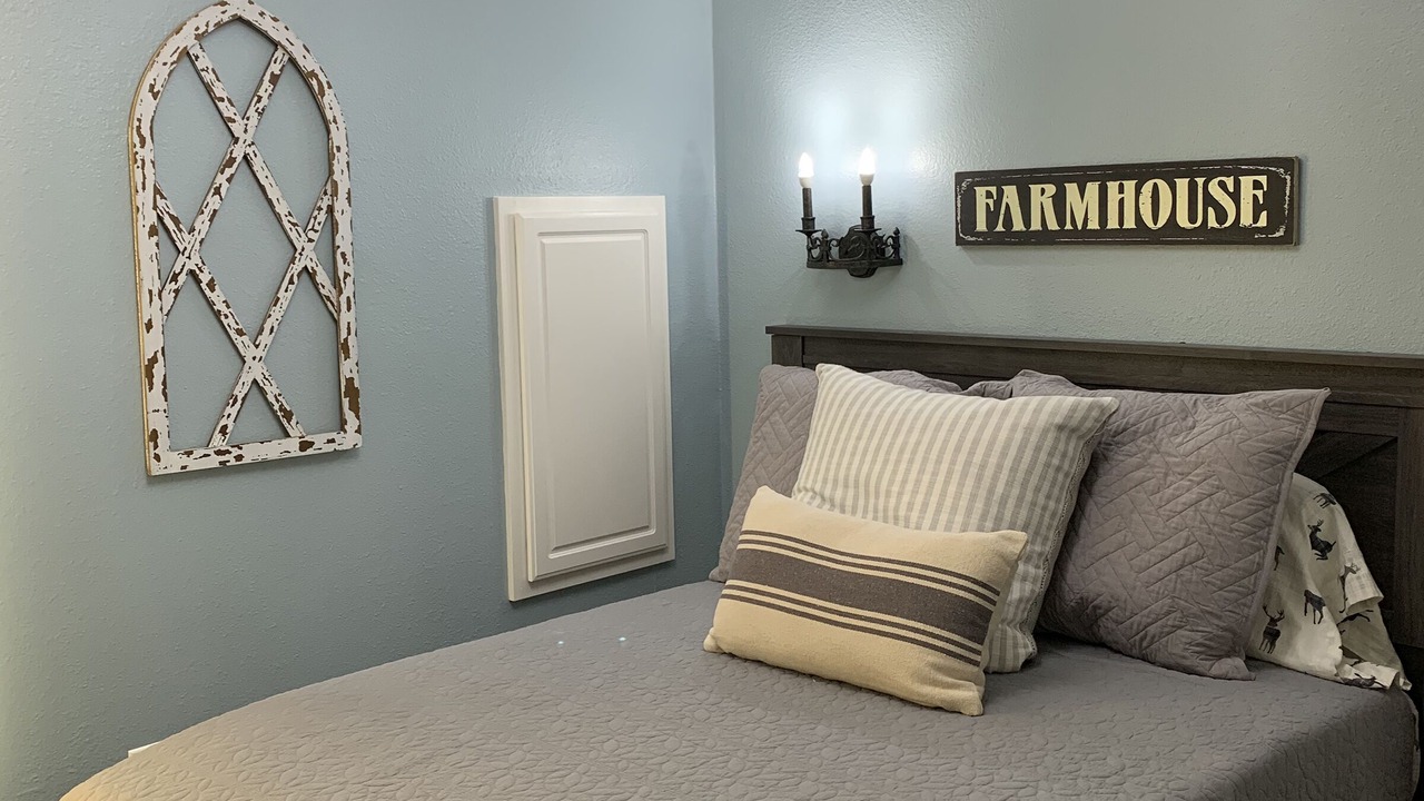 Photo of Bedroom in Batesville