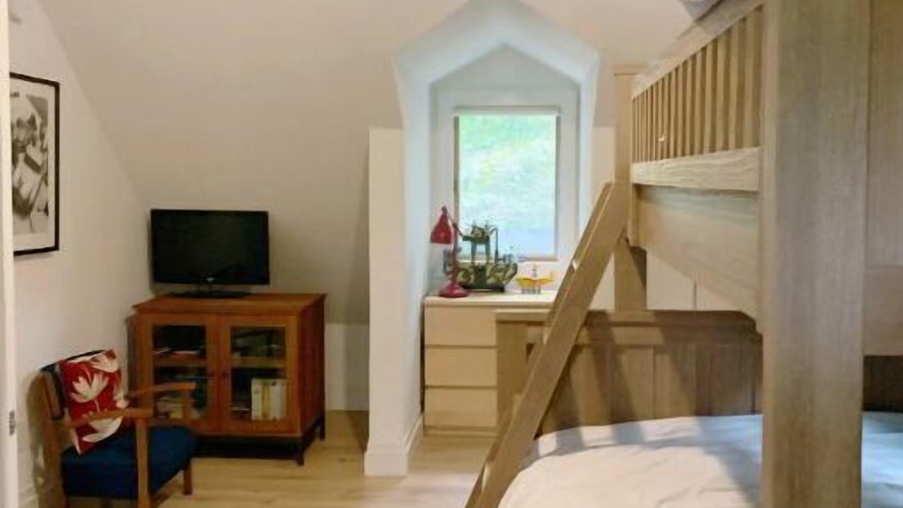 Photo of Bedroom in Putnam Valley