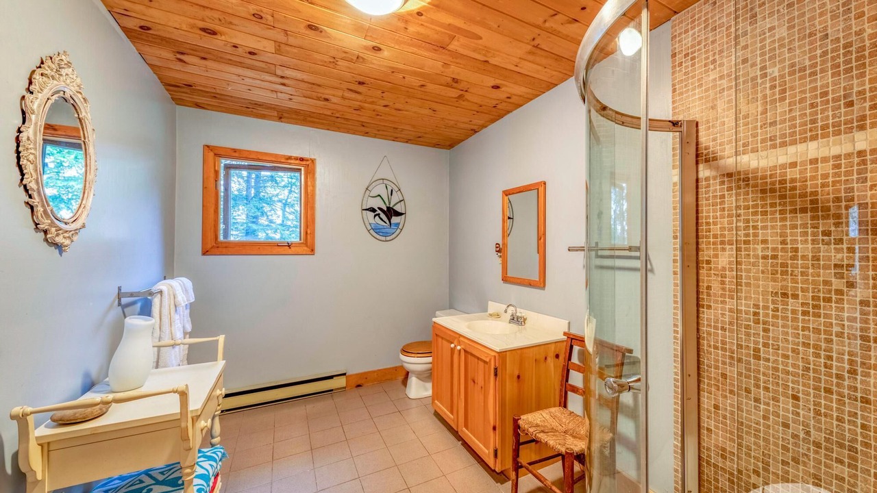 Photo of Bathroom in Minett