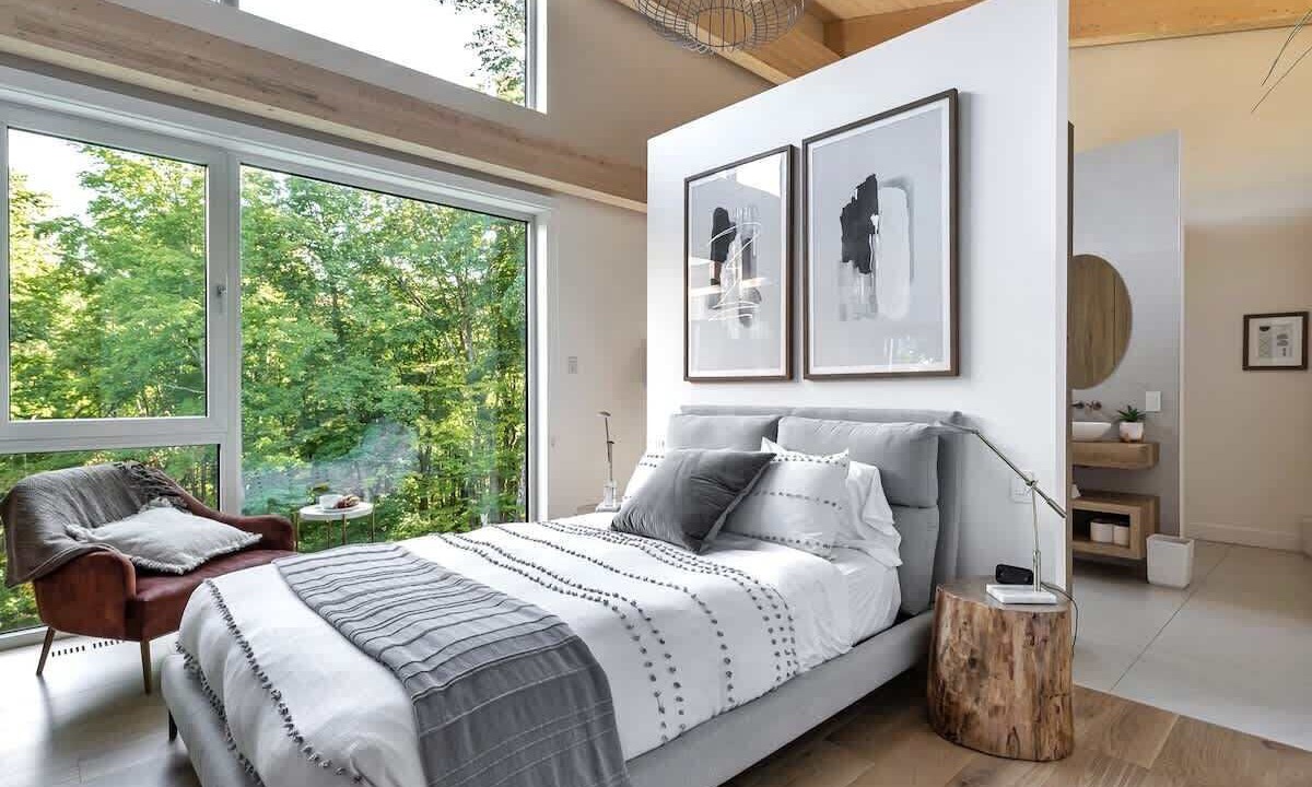 Photo of Bedroom in Mont-Tremblant