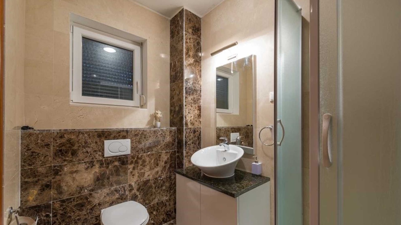 Photo of Bathroom in Cove Makarac (Milna)