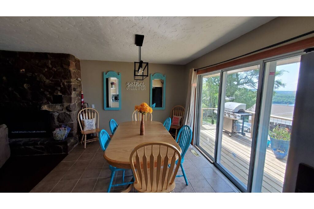 Photo of Bedroom in Bull Shoals