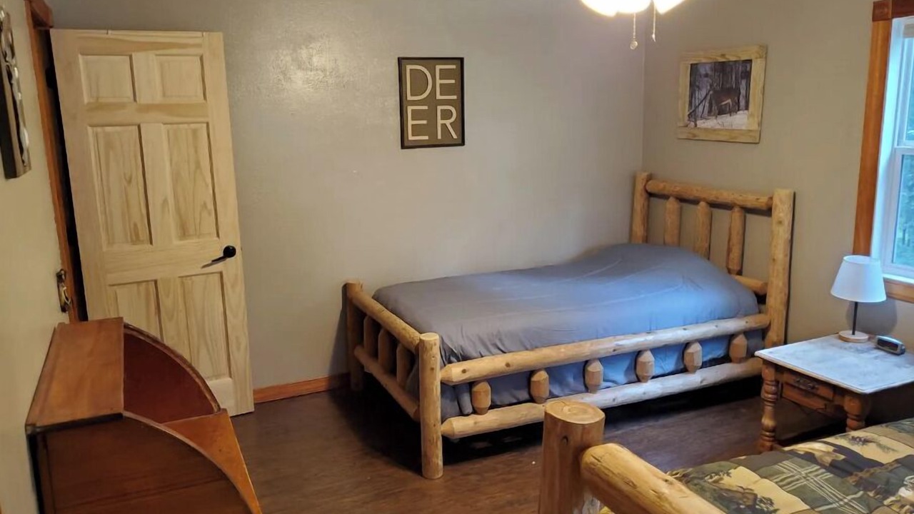 Photo of Bedroom in Bull Shoals