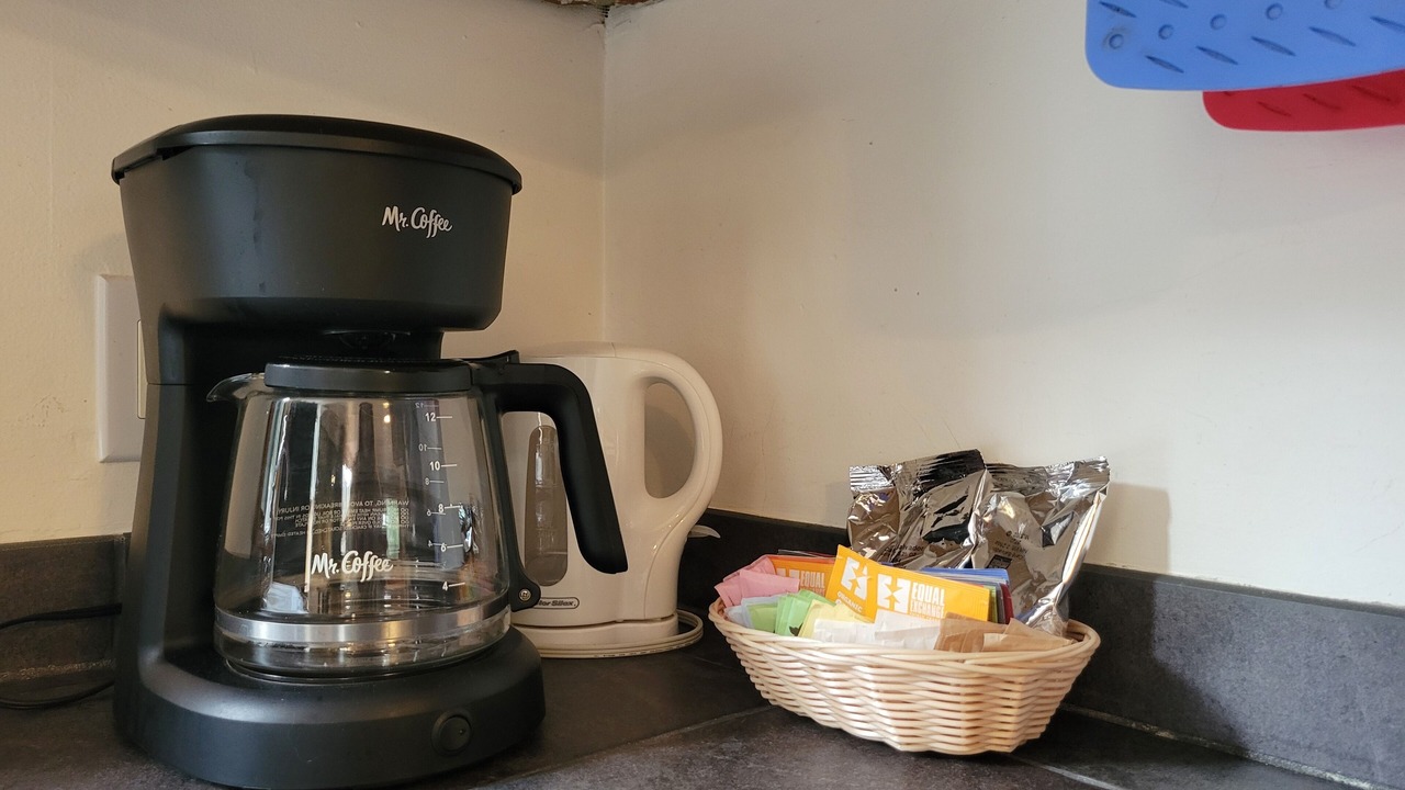 Photo of Others in Gold Bar