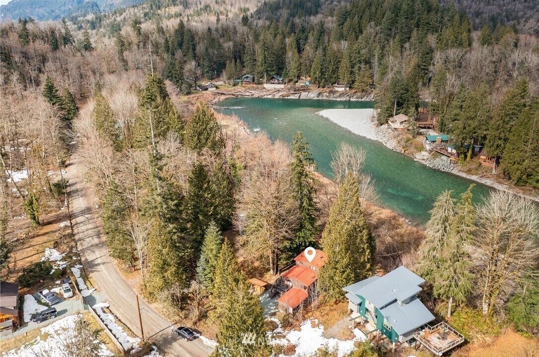 Photo of Outdoor in Gold Bar