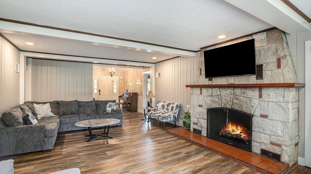 Photo of Livingroom in Niles