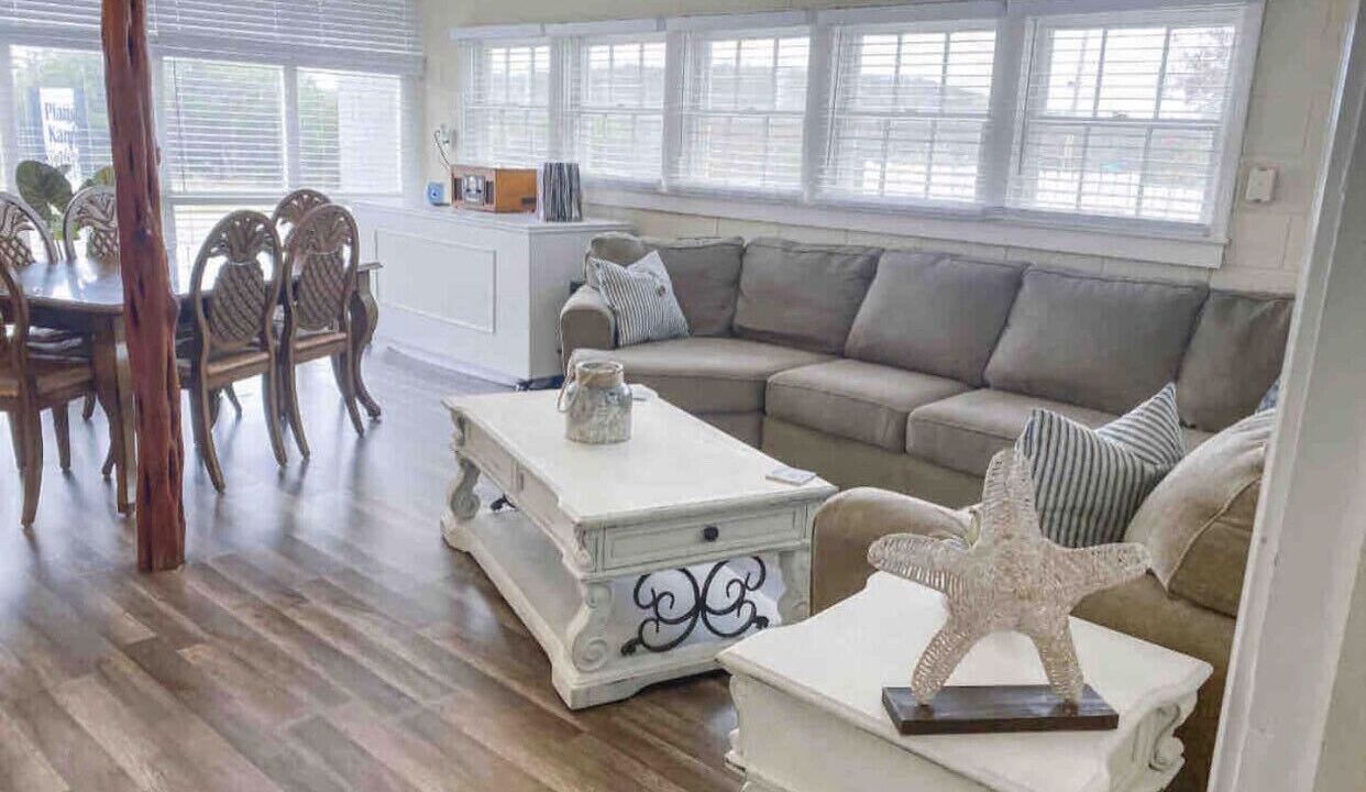 Photo of Livingroom in Graford
