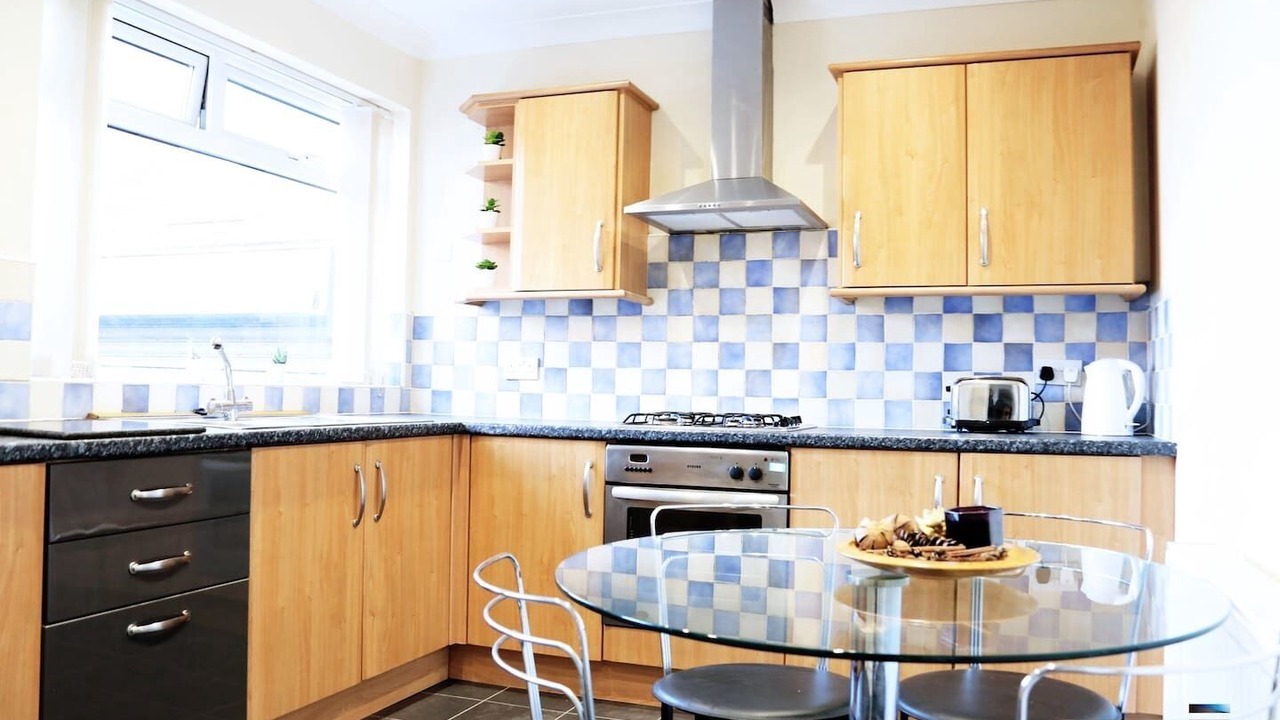 Photo of Others in Roker