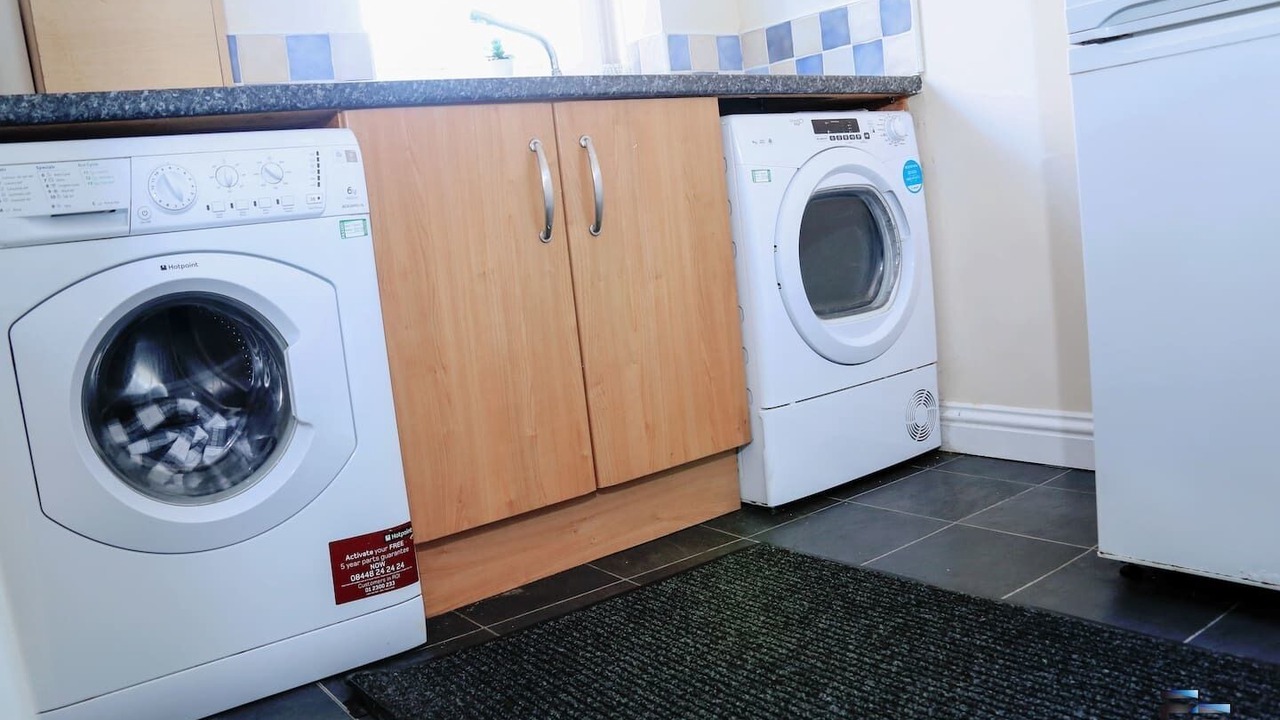 Photo of Others in Roker