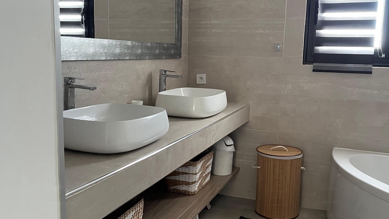 Photo of Bathroom in Aubais