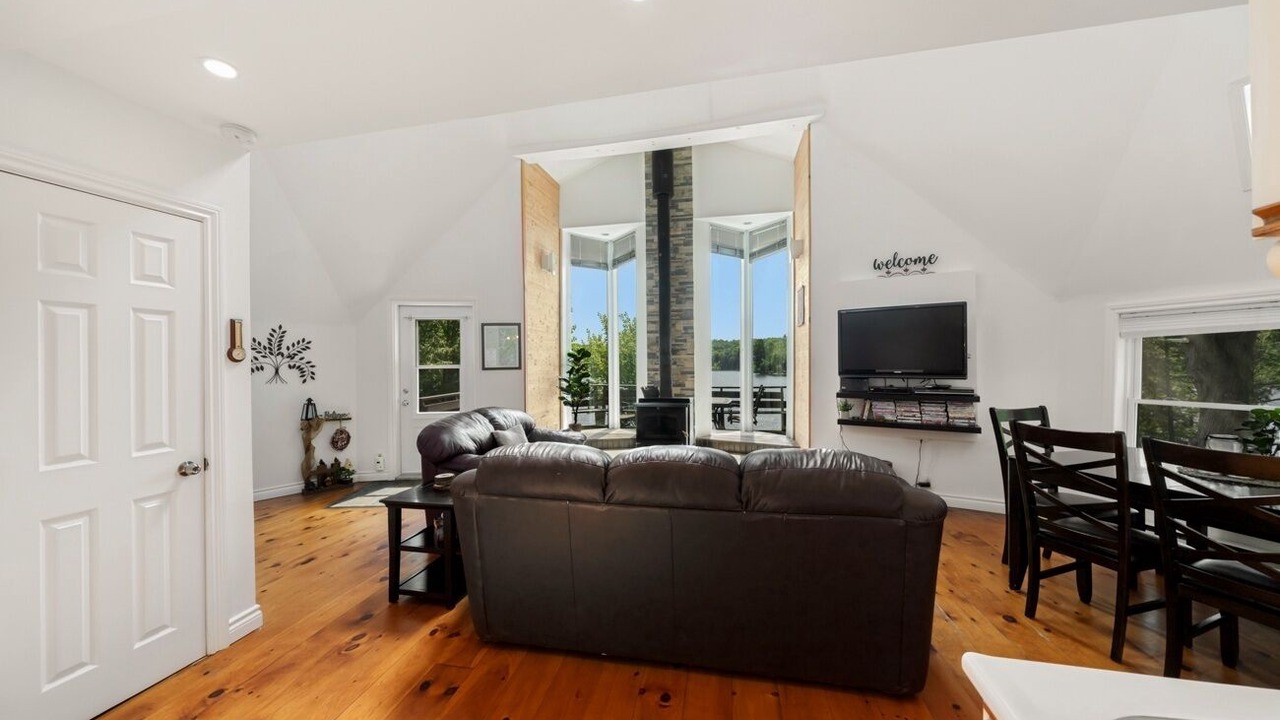 Photo of Livingroom in Dunchurch