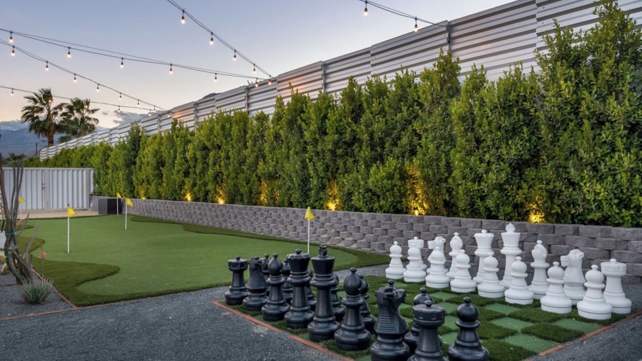 Photo of Outdoor in Racquet Club Estates