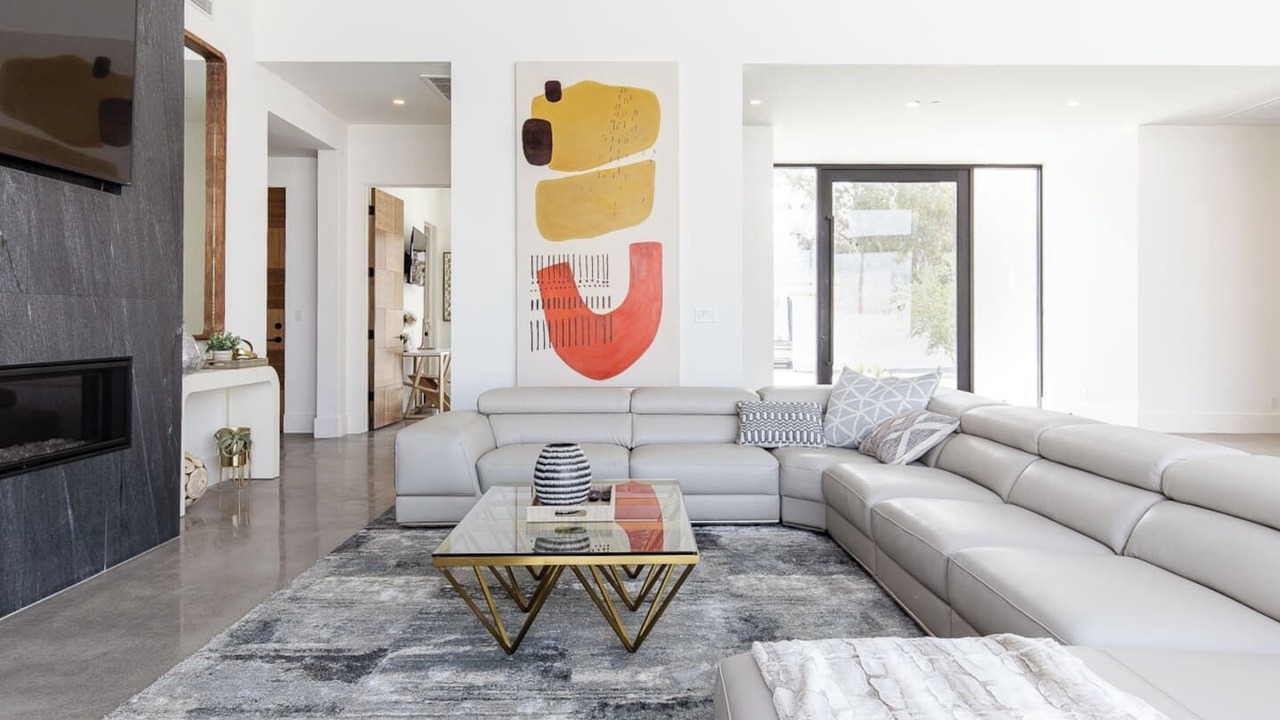 Photo of Livingroom in Racquet Club Estates