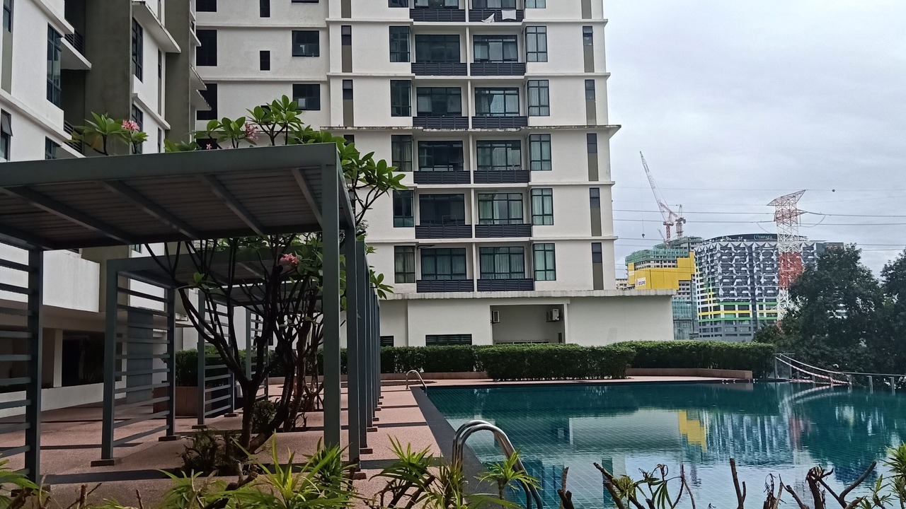 Photo of Outdoor in Maluri