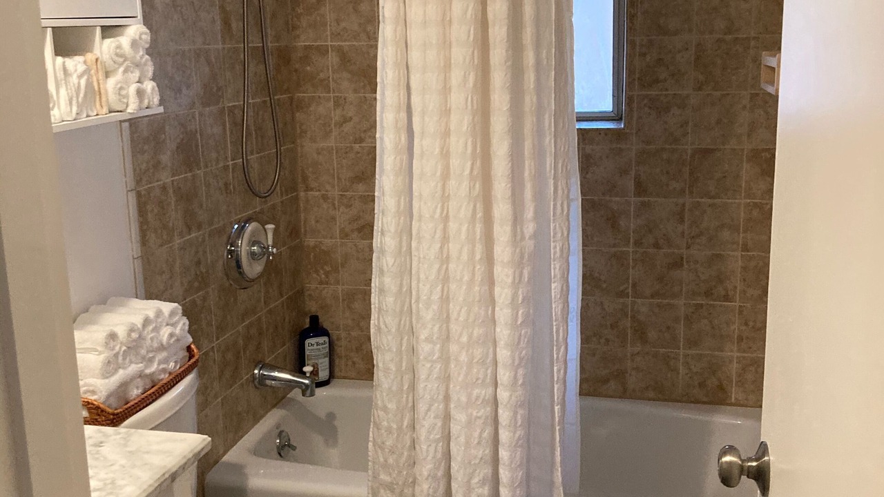 Photo of Bathroom in Viewpoint