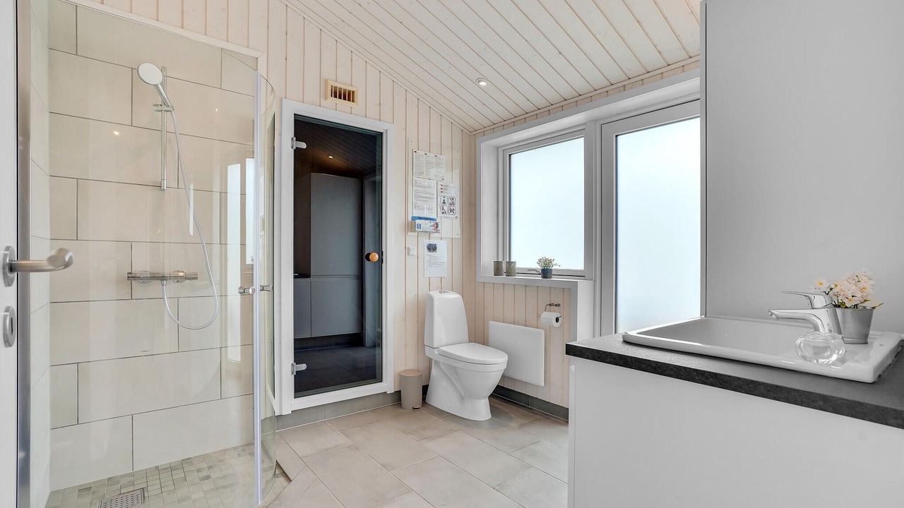 Photo of Bathroom in Nr. Lyngby Strand