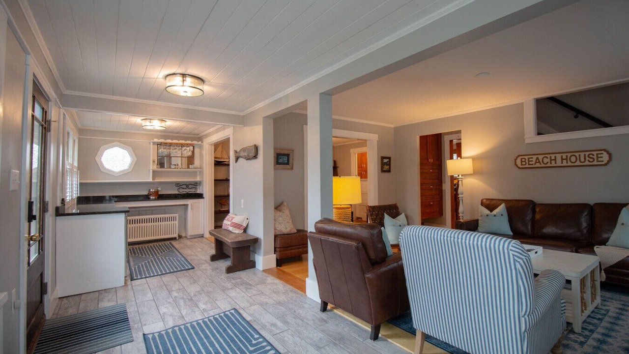Photo of Livingroom in Ogunquit