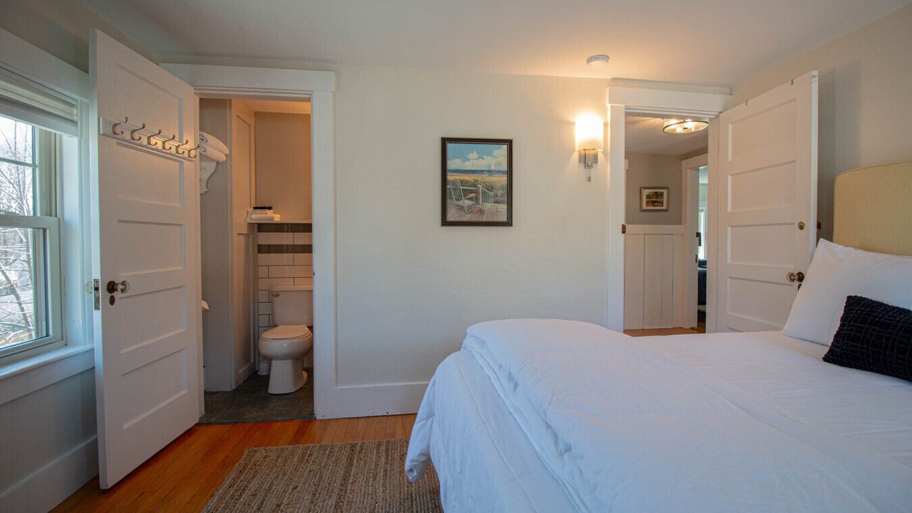 Photo of Bathroom in Ogunquit
