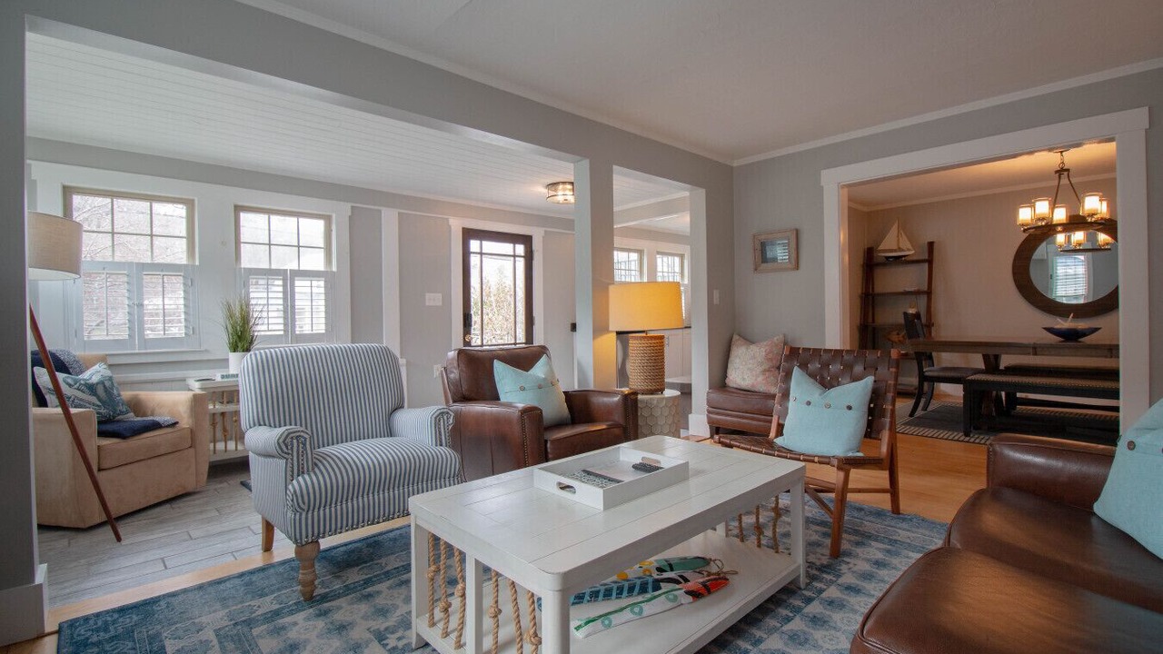 Photo of Livingroom in Ogunquit