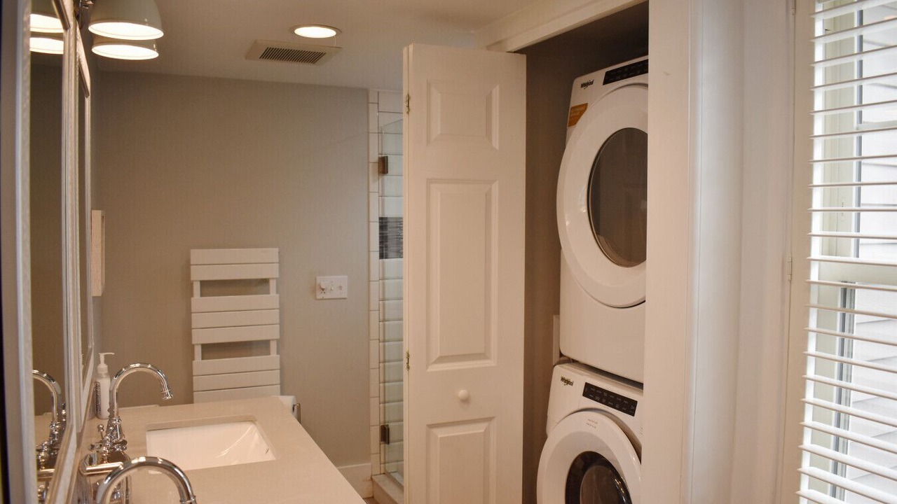 Photo of Bathroom in Ogunquit