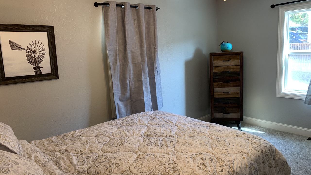 Photo of Bedroom in Sunrise Beach