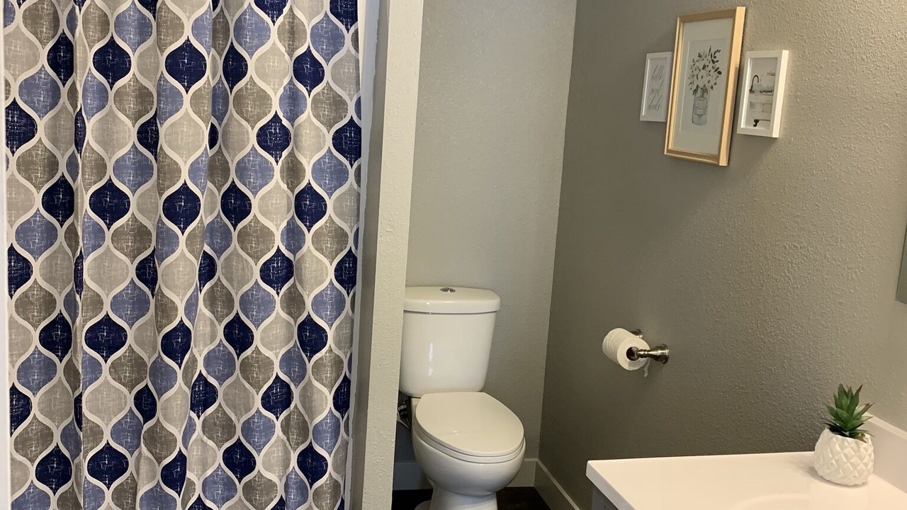 Photo of Bathroom in Sunrise Beach