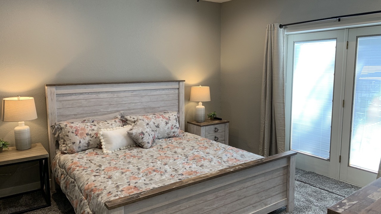 Photo of Bedroom in Sunrise Beach