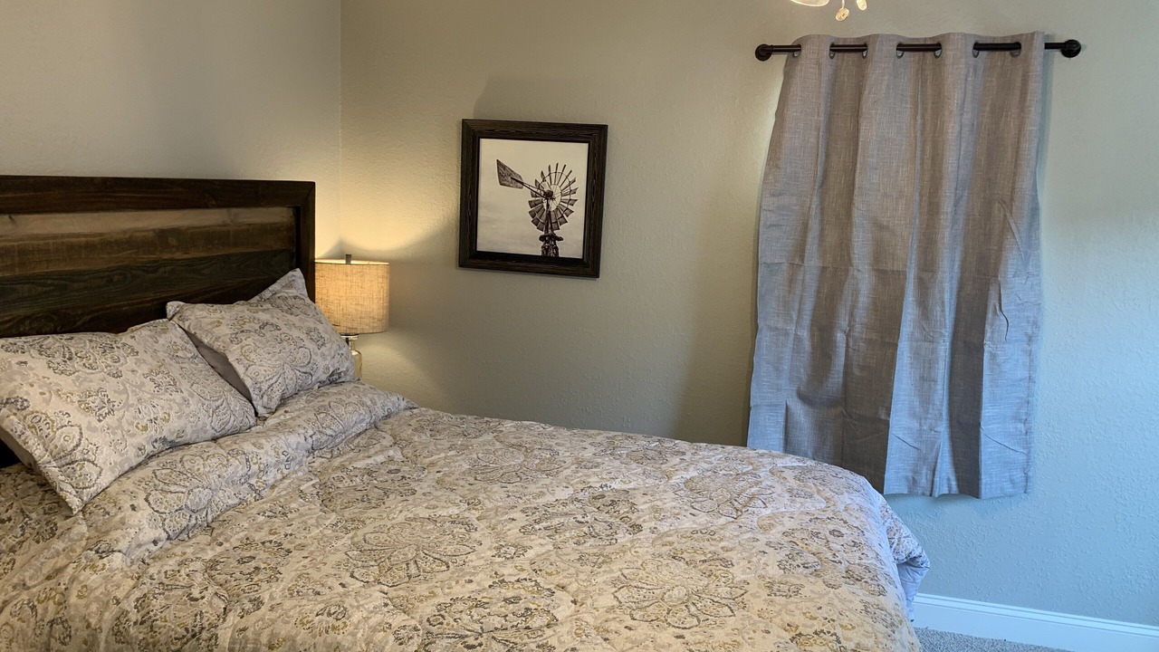 Photo of Bedroom in Sunrise Beach