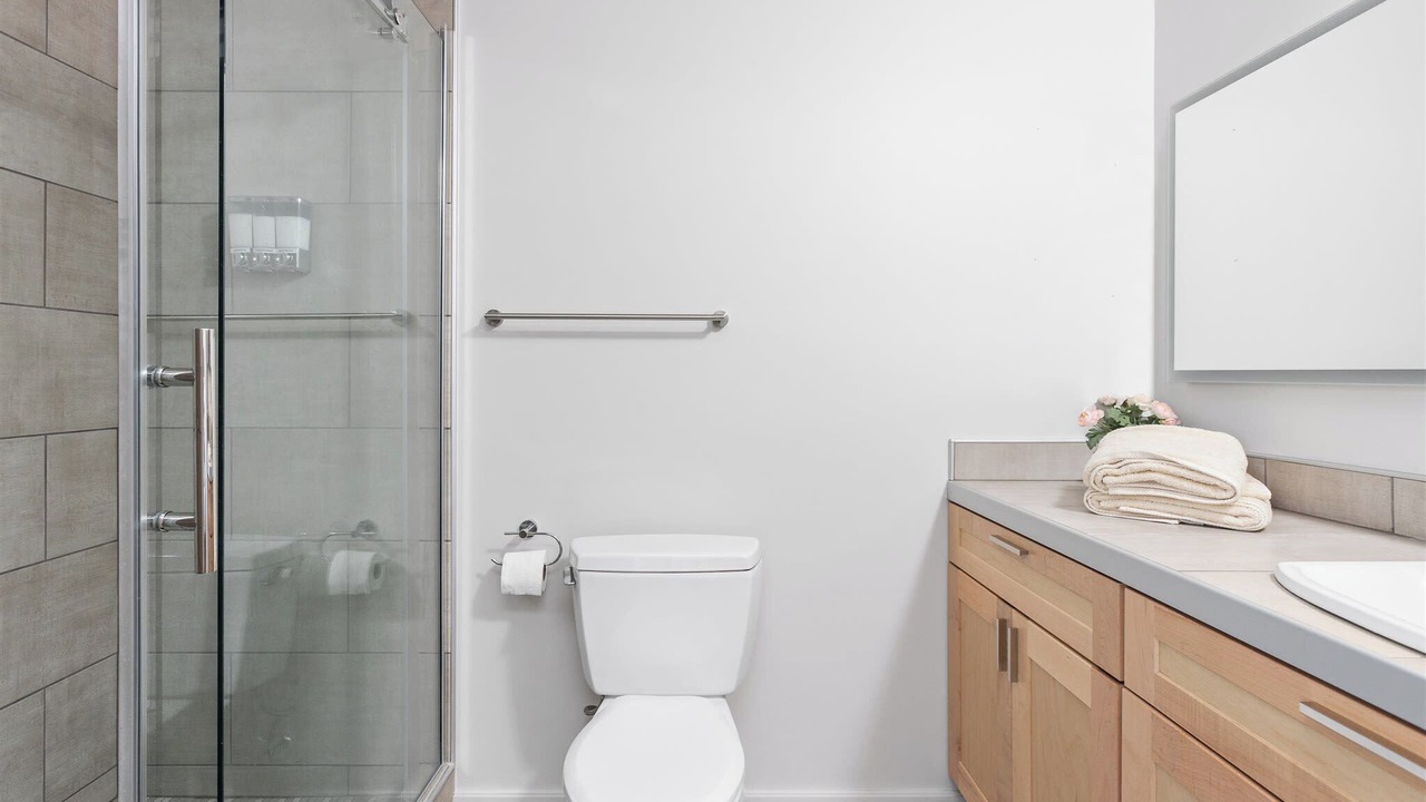 Photo of Bathroom in Chatham-Arch