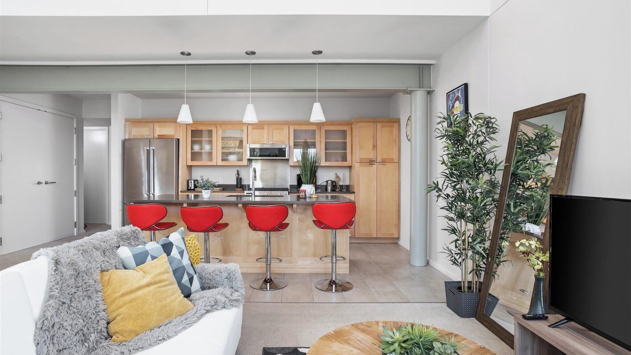 Photo of Livingroom in Chatham-Arch